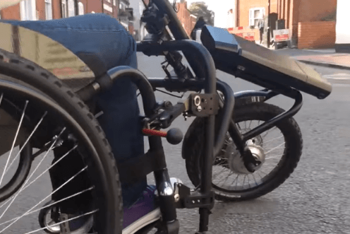 Tiga avec handbike Quickie Attitude 