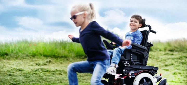 Colonies de vacances adaptées pour les enfants en situation de handicap